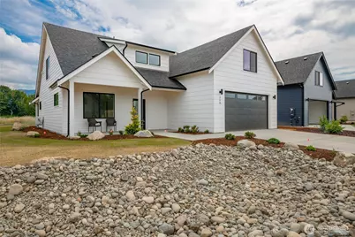 710 E 5th Street, Nooksack, WA 98276 - Photo 1