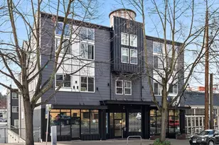 711 N 35th St, Seattle, WA 98103 - Photo 1