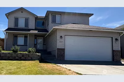 303 S Mary Avenue, East Wenatchee, WA 98802 - Photo 1