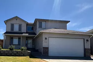 303 S Mary Ave, East Wenatchee, WA 98802 - Photo 1