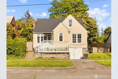 1010 Veneta Avenue, Bremerton, WA 98337 - Photo 1