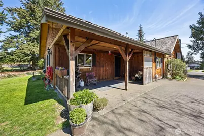 103 Seattle Street SE, Rainier, WA 98576 - Photo 1