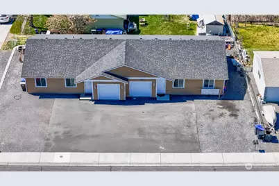 1506 N Daniel Street, Moses Lake, WA 98837 - Photo 1