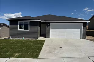 2331 SE Noah St, East Wenatchee, WA 98802 - Photo 1