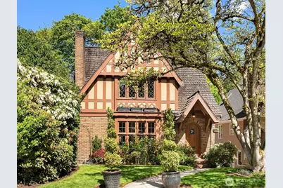 1902 E Blaine St, Seattle, WA 98112 - Photo 1