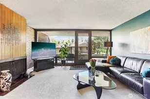 10915 Glen Acres Dr S, Burien, WA 98168 - Photo 1