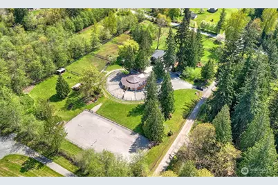 8020 252nd Avenue NE, Redmond, WA 98053 - Photo 1