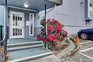 10455 Des Moines Memorial Dr S, Seattle, WA 98168 - Photo 1