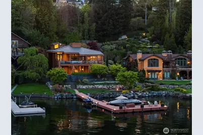 484 Overlake Drive E, Medina, WA 98039 - Photo 1