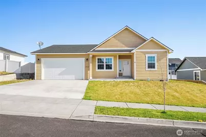 1514 W Bonneville Street, Moses Lake, WA 98837 - Photo 1