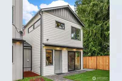 213 NE 123rd Street, Seattle, WA 98125 - Photo 1