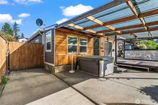 7545 Sunset Cir W, University Place, WA 98466 - Photo 1