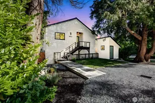 2558 NE 91st St, Seattle, WA 98115 - Photo 1