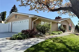 818 E Spring St, Dayton, WA 99328 - Photo 1