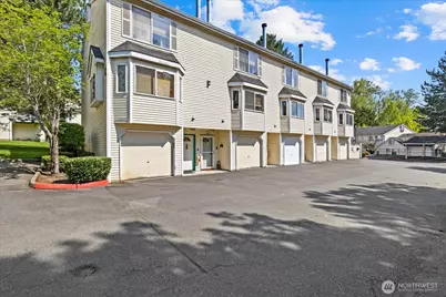 833 SW Sunset Boulevard #F30, Renton, WA 98057 - Photo 1