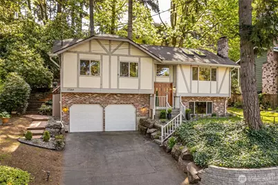 17264 Greenwood Place N, Shoreline, WA 98133 - Photo 1