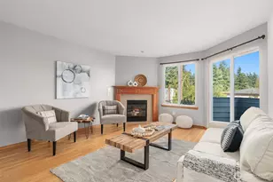 13709 Greenwood Ave N, Seattle, WA 98133 - Photo 1