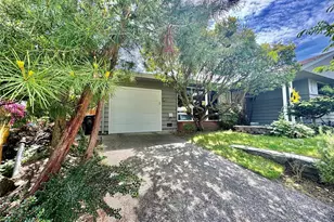 2509 SW Portland Ct, Seattle, WA 98106 - Photo 1