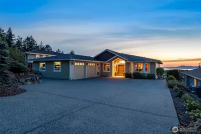 2510 Oregon Avenue, Anacortes, WA 98221 - Photo 1