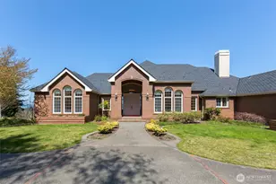 581 Harbor View Dr, Port Angeles, WA 98363 - Photo 1