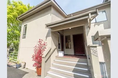 6644 Park Point Way NE #D-210, Seattle, WA 98115 - Photo 1