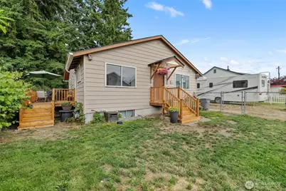 1301 Humphrey Avenue W, Bremerton, WA 98312 - Photo 1