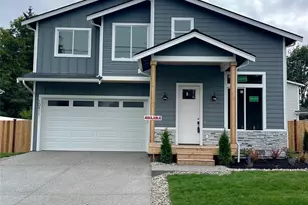 10811 Holly Dr, Everett, WA 98204 - Photo 1