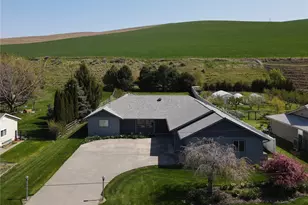 1515 S 5th St, Dayton, WA 99328 - Photo 1