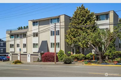 325 Walnut Street #201, Edmonds, WA 98020 - Photo 1