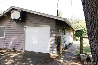14640 24th Avenue S, SeaTac, WA 98168 - Photo 1
