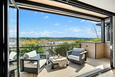 9030 NE 117th Place, Kirkland, WA 98034 - Photo 1