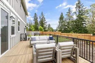 5003 Eagle Rdg Dr, Freeland, WA 98249 - Photo 1