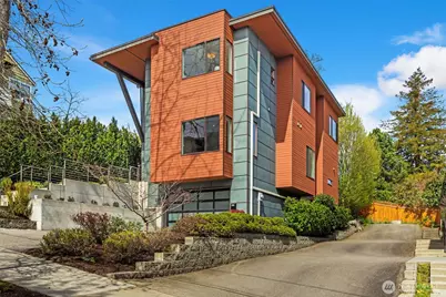 2312 E Thomas Street, Seattle, WA 98112 - Photo 1