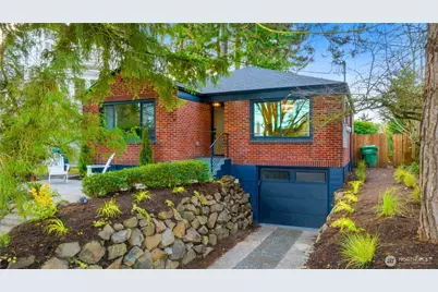 829 34th Avenue, Seattle, WA 98122 - Photo 1