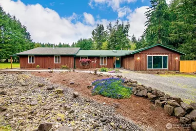 197 Stankey Road, Castle Rock, WA 98611 - Photo 1