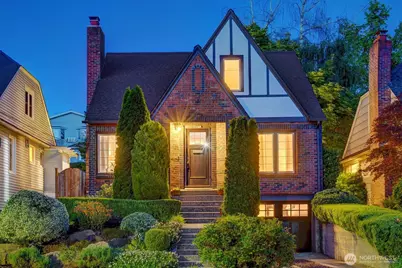 7546 Brooklyn Avenue NE, Seattle, WA 98115 - Photo 1