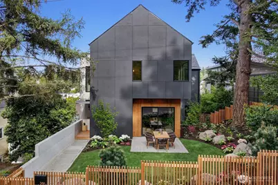 3816 36th Avenue W, Seattle, WA 98199 - Photo 1