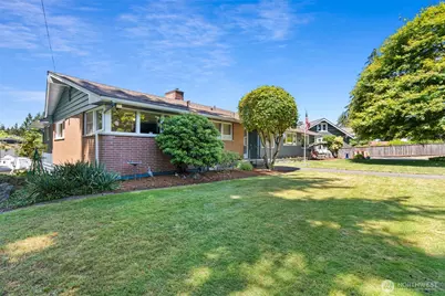 3002 Parkway Drive W, University Place, WA 98466 - Photo 1