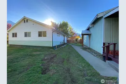 752 Clear Creek Rd., Darrington, WA 98241 - Photo 1