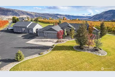 1001 S Webb Pl, East Wenatchee, WA 98802 - Photo 1