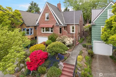 8219 Ashworth Avenue N, Seattle, WA 98103 - Photo 1