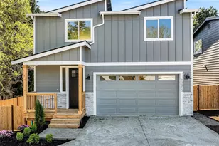 10811 Holly Dr, Everett, WA 98204 - Photo 1