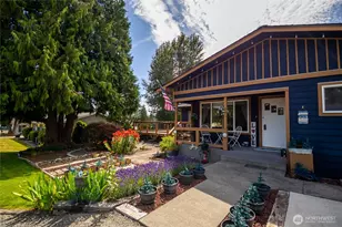 241 9th St, Blaine, WA 98230 - Photo 1