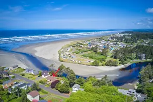 12 Diamond Dr, Pacific Beach, WA 98571 - Photo 1