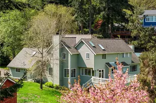 8484 NE County Park Rd, Bainbridge Island, WA 98110 - Photo 1