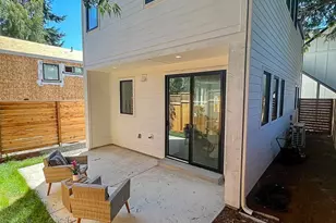 7350 21st Ave NW, Seattle, WA 98117 - Photo 1