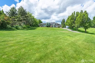 1400 Westpoint Place, Wenatchee, WA 98801 - Photo 1