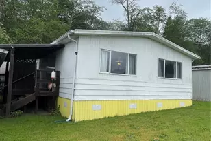 1050 Howard St, Raymond, WA 98577 - Photo 1