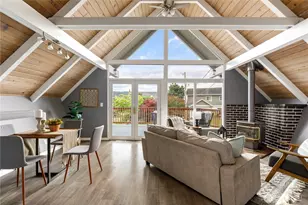 3819 Driftwood Dr, Clinton, WA 98236 - Photo 1