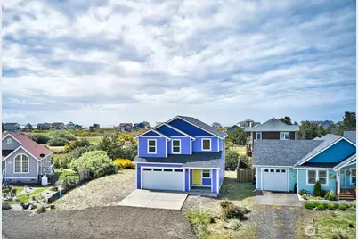 447 S Spinnaker Street SW, Ocean Shores, WA 98569 - Photo 1